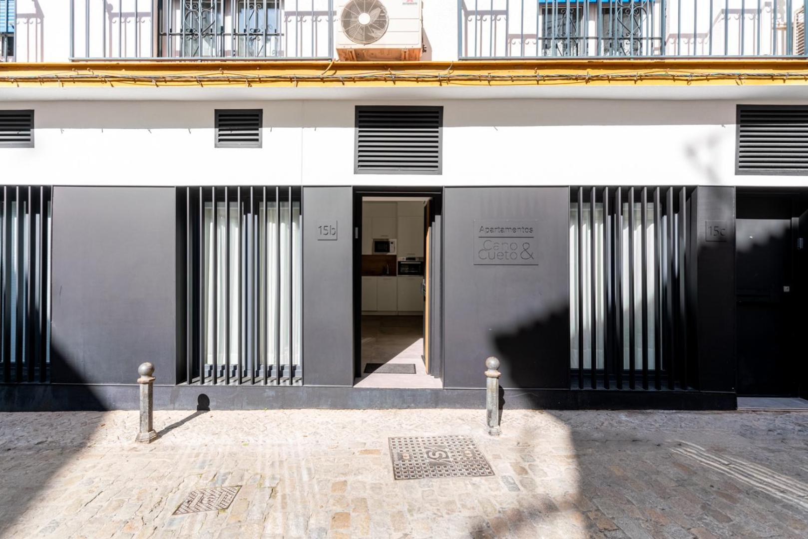 Cano Y Cueto , Jardines De Murillo *